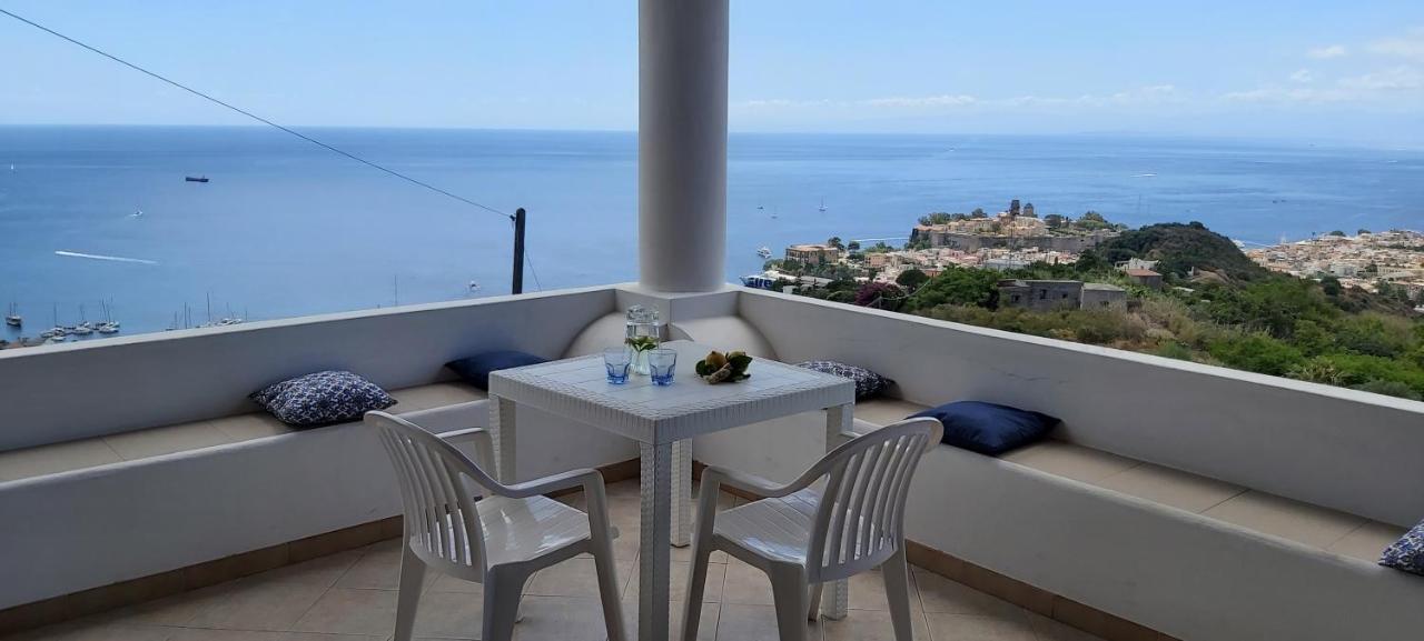 Bed and Breakfast Casa tra Cielo e Mare Lipari  Exterior foto
